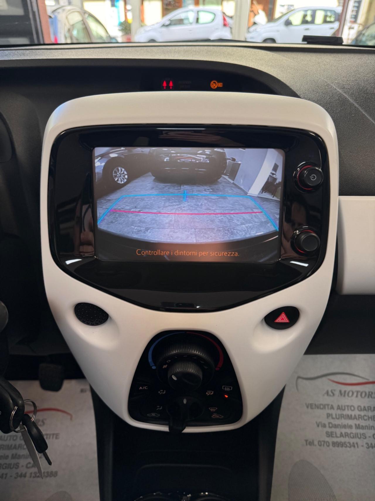 Peugeot 108 1.2 82 5 ALLURE TETTO APRIBILE