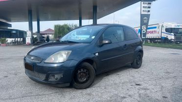 Ford Fiesta 1.4 TDCi 5p. Ghia