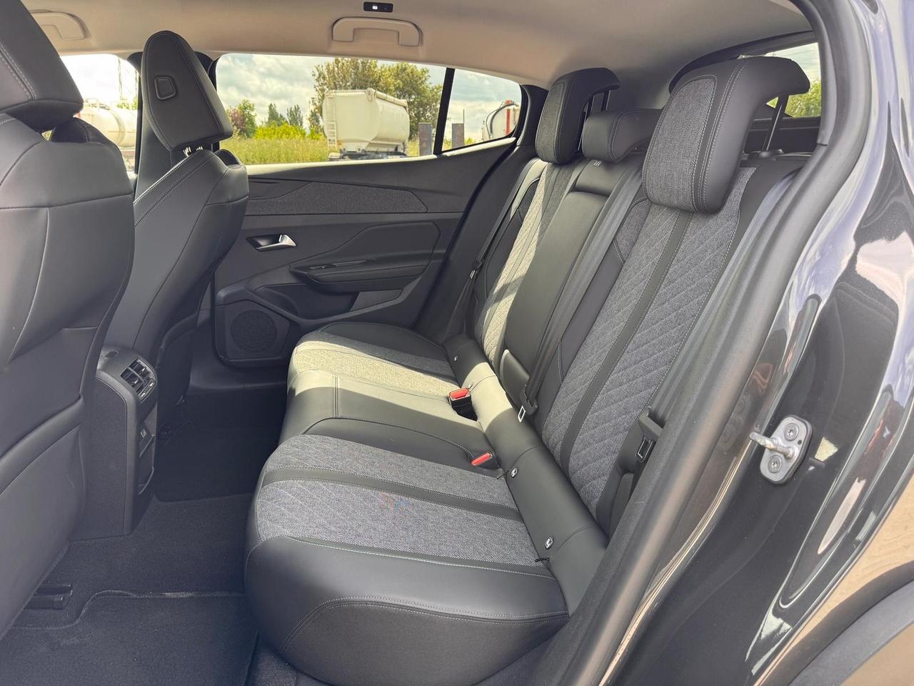 Peugeot 408 PureTech