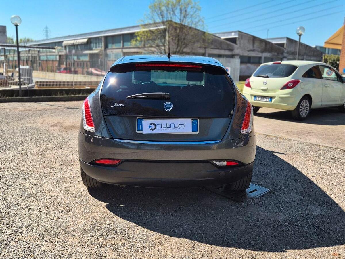Lancia Delta 1.4 tjt Silver ecochic Gpl 120cv my14
