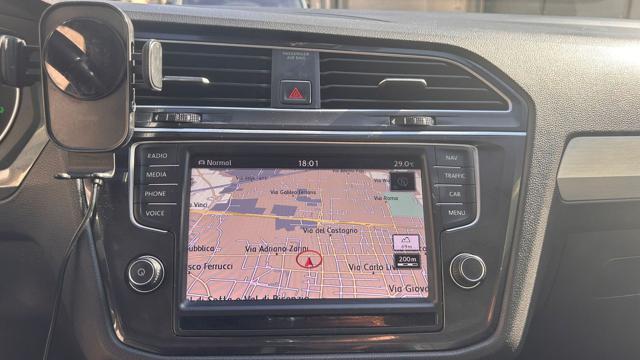 VOLKSWAGEN Tiguan 2.0 TDI SCR DSG 4MOTION Business BMT