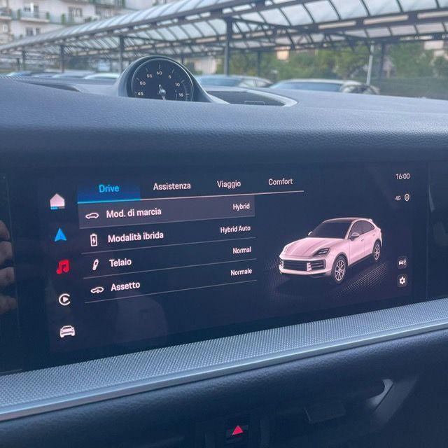 PORSCHE - Cayenne COUPE- 3.0 V6 E-Hybrid