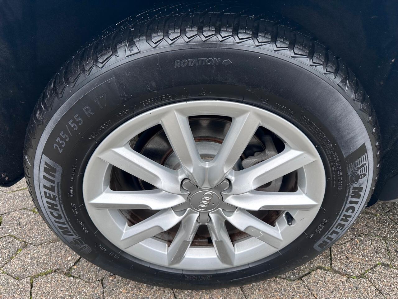 Audi Q3 2.0 TDI 120 CV Business