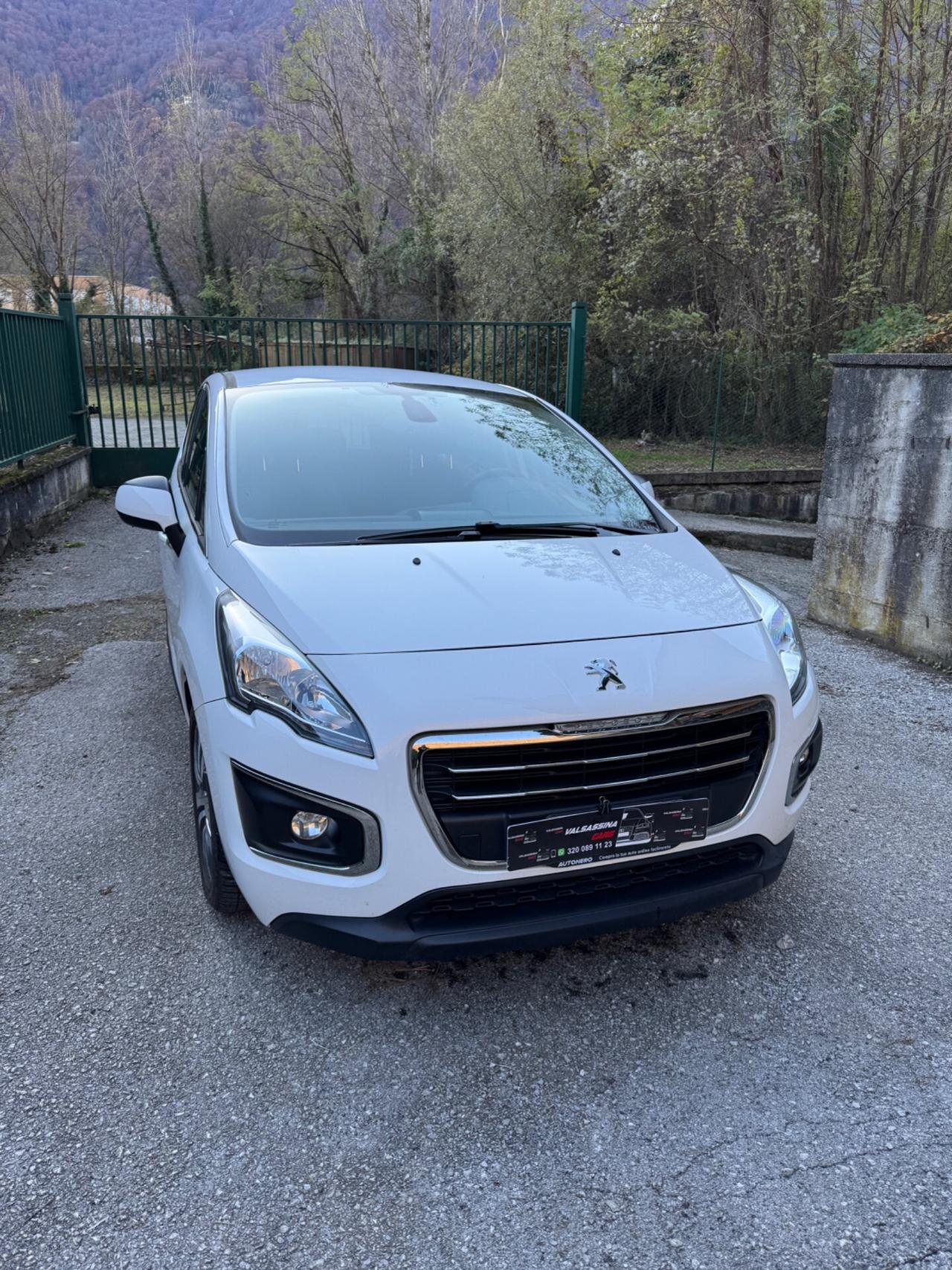 Peugeot 3008 1.6 HDi 115CV Business