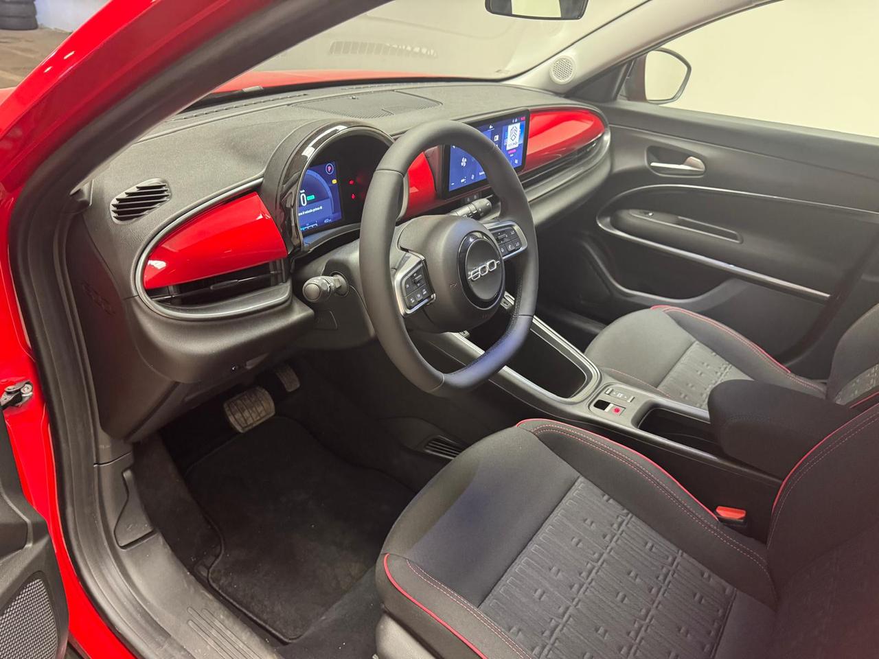 FIAT 600e 54kWh Red