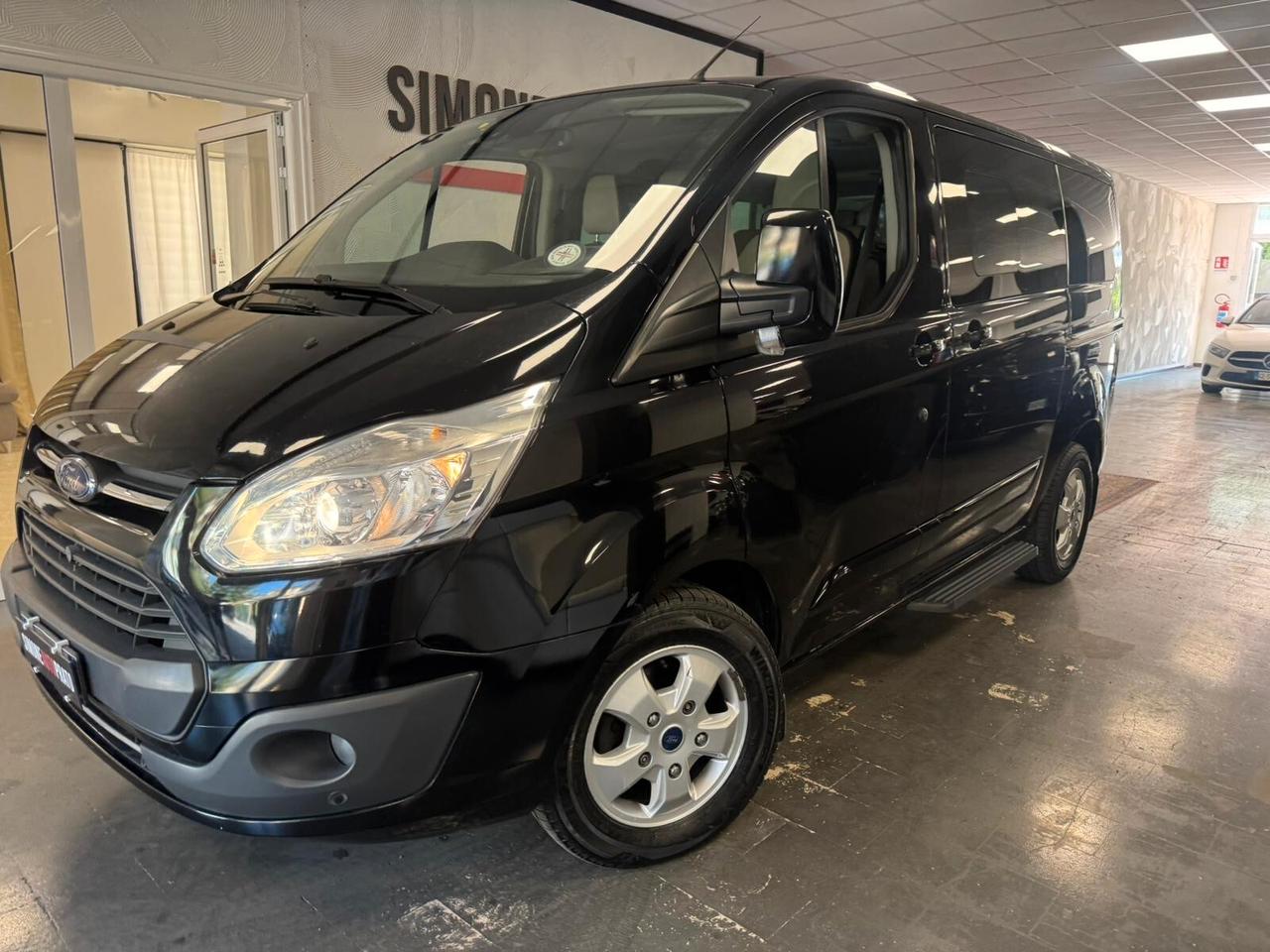 Ford Tourneo Custom 310 2.0 TDCi 170CV PC Titanium