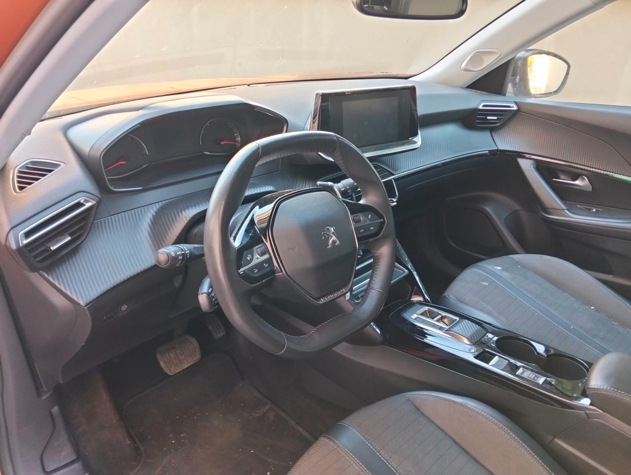 Peugeot 2008 1.5 HDi 130cv EAT8 2022 Motore ?