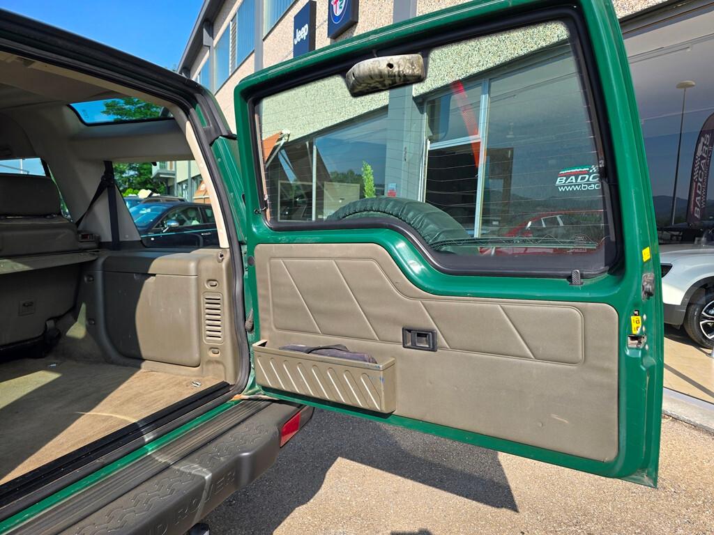 Land Rover Discovery 2.5 TD5 "S" BELIZE GREEN