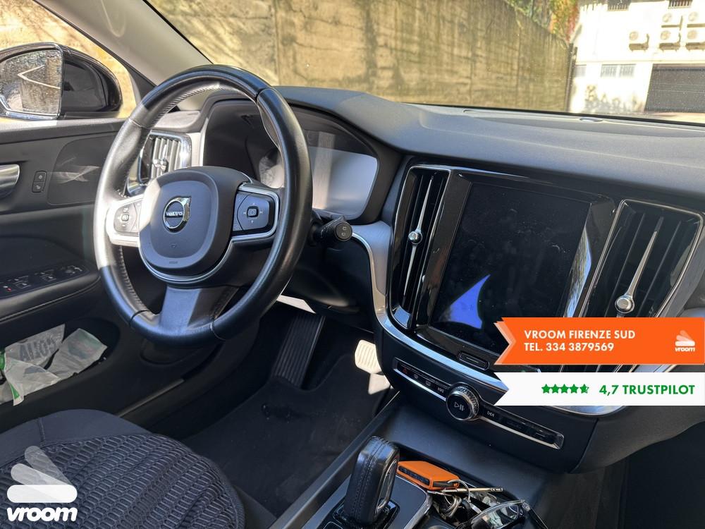 VOLVO V60 (2018-->) V60 B4 (d) Geartronic Momen...