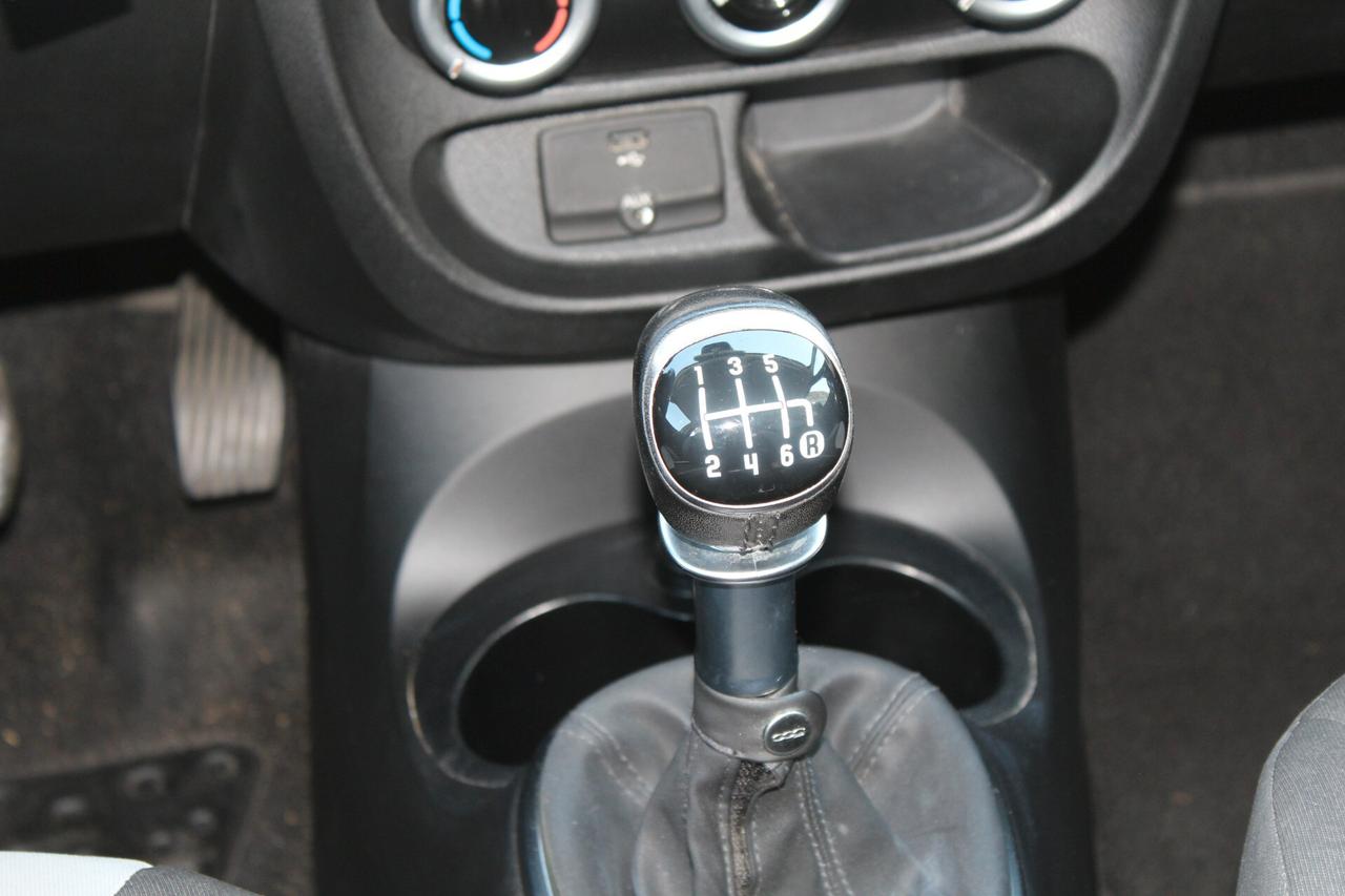 Fiat 500L 0.9 TwinAir Turbo Natural Power