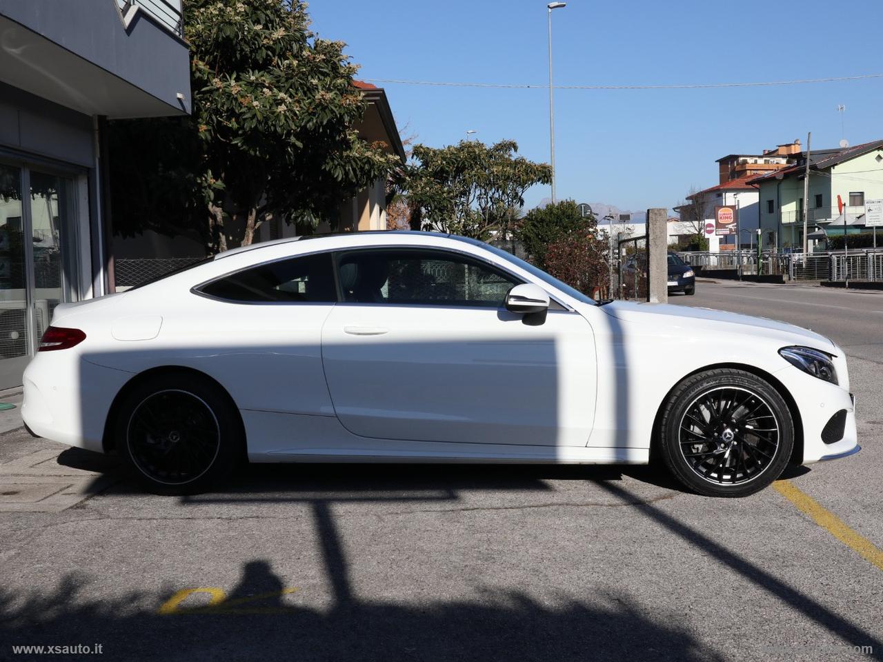 MERCEDES-BENZ C 250 d 4Matic Auto Coupé Premium Plus