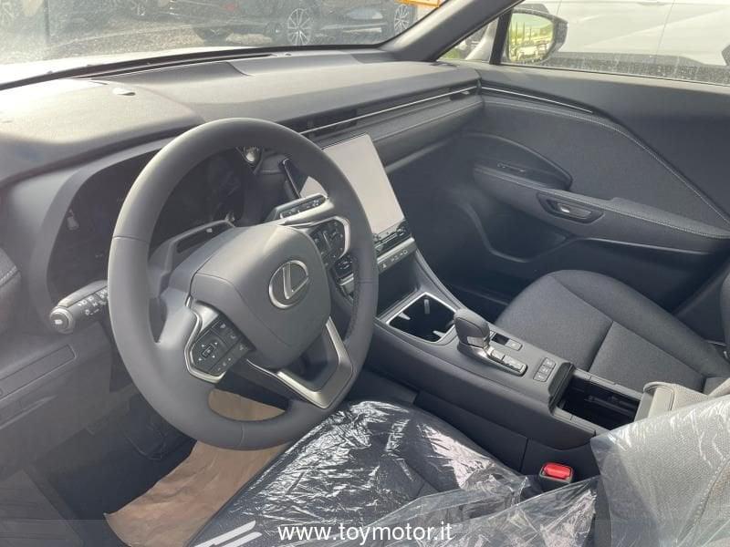 Lexus LBX Hybrid Class