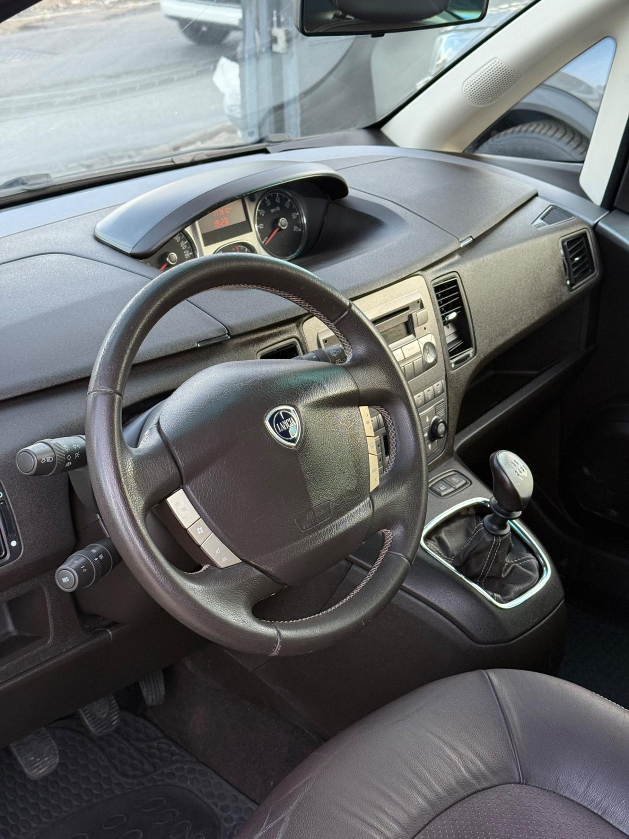 Lancia MUSA 1.4 16V Platinum