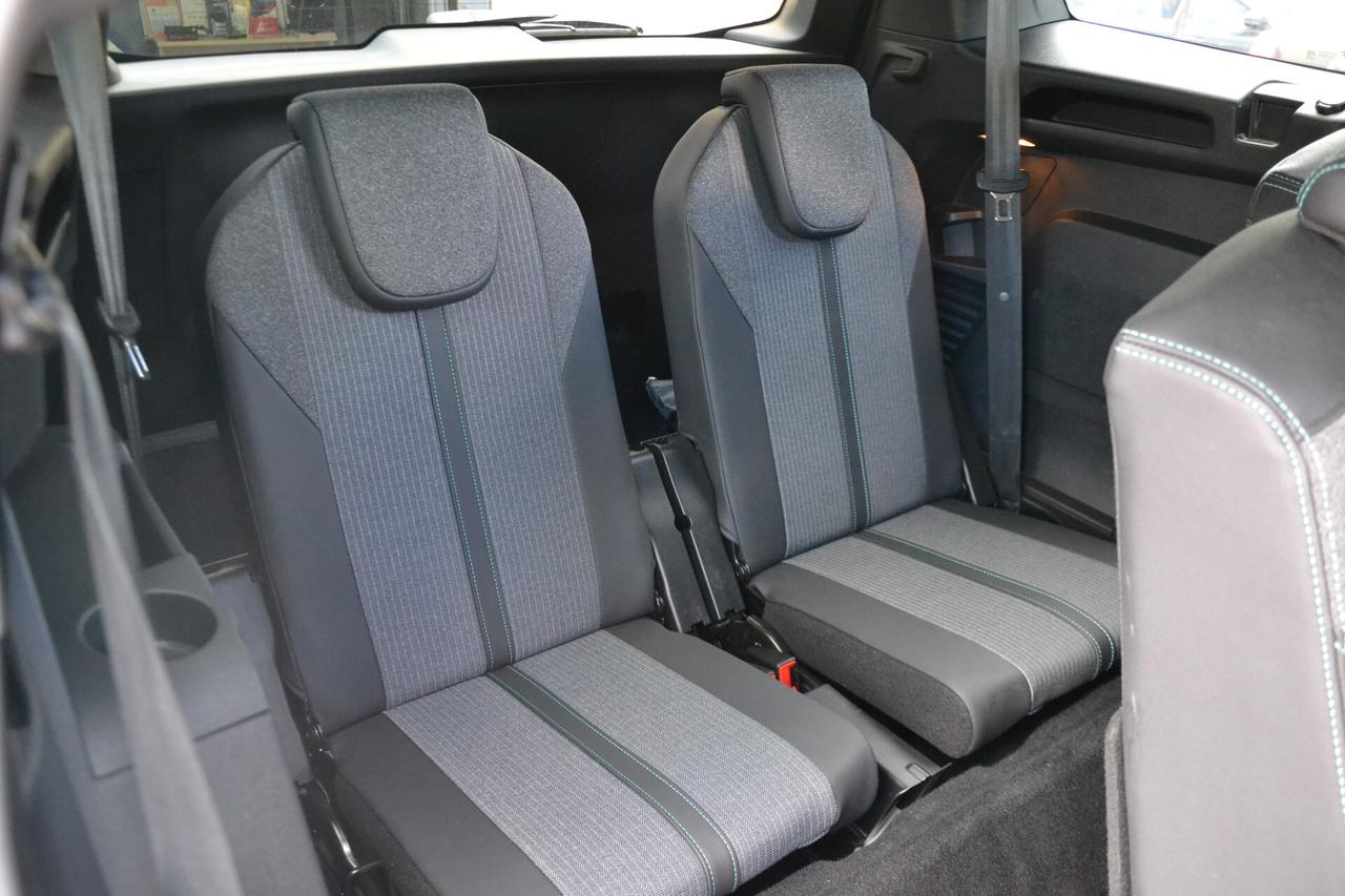 Peugeot 5008 1.5 HDi 130CV 7 POSTI AUT.**PREZZO REALE**UNIPRO'*