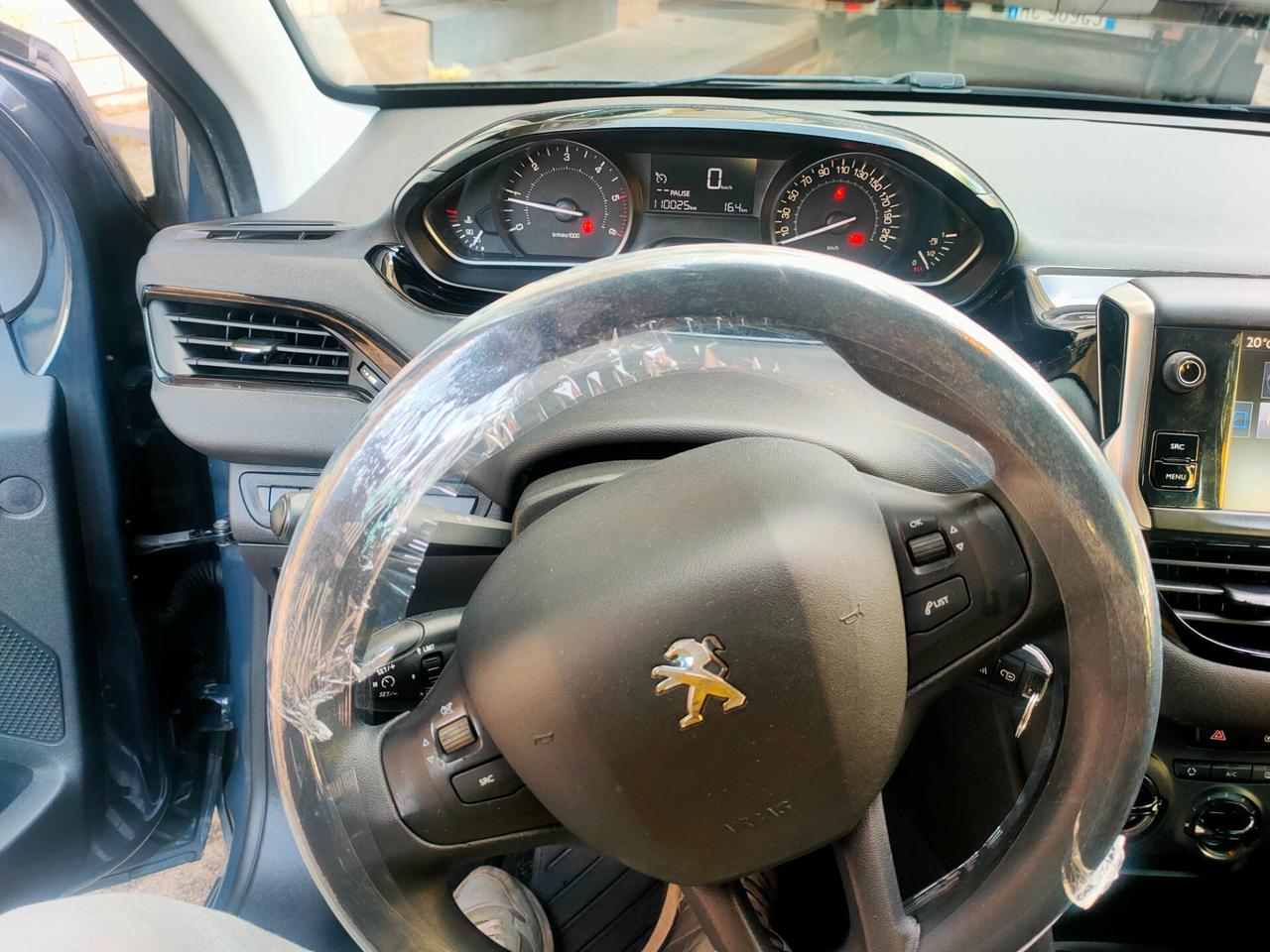 Peugeot 208 BlueHDi 75 5 porte Allure