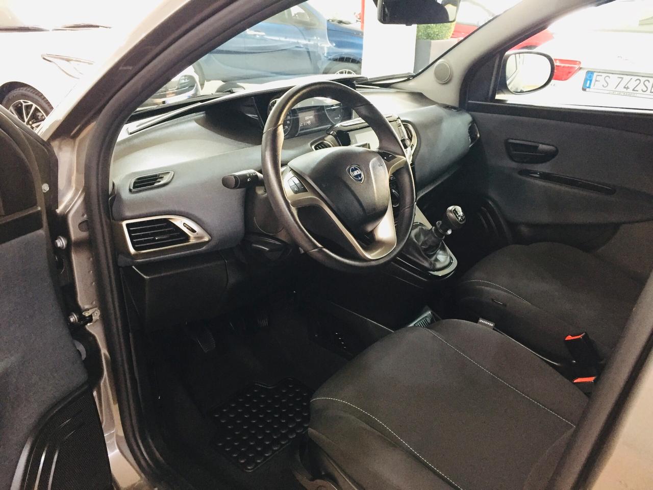 LANCIA Ypsilon 1.0 FireFly 5p. S&S Hybrid Gold