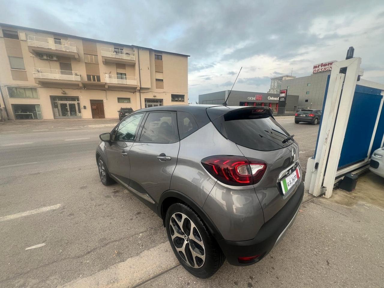 RENAULT CAPTUR 1500DCI 90CV FULL OPTIONAL