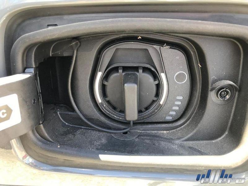 Jeep Renegade PLUG-IN HYBRID PHEV Limited 1.3 4xe AT6