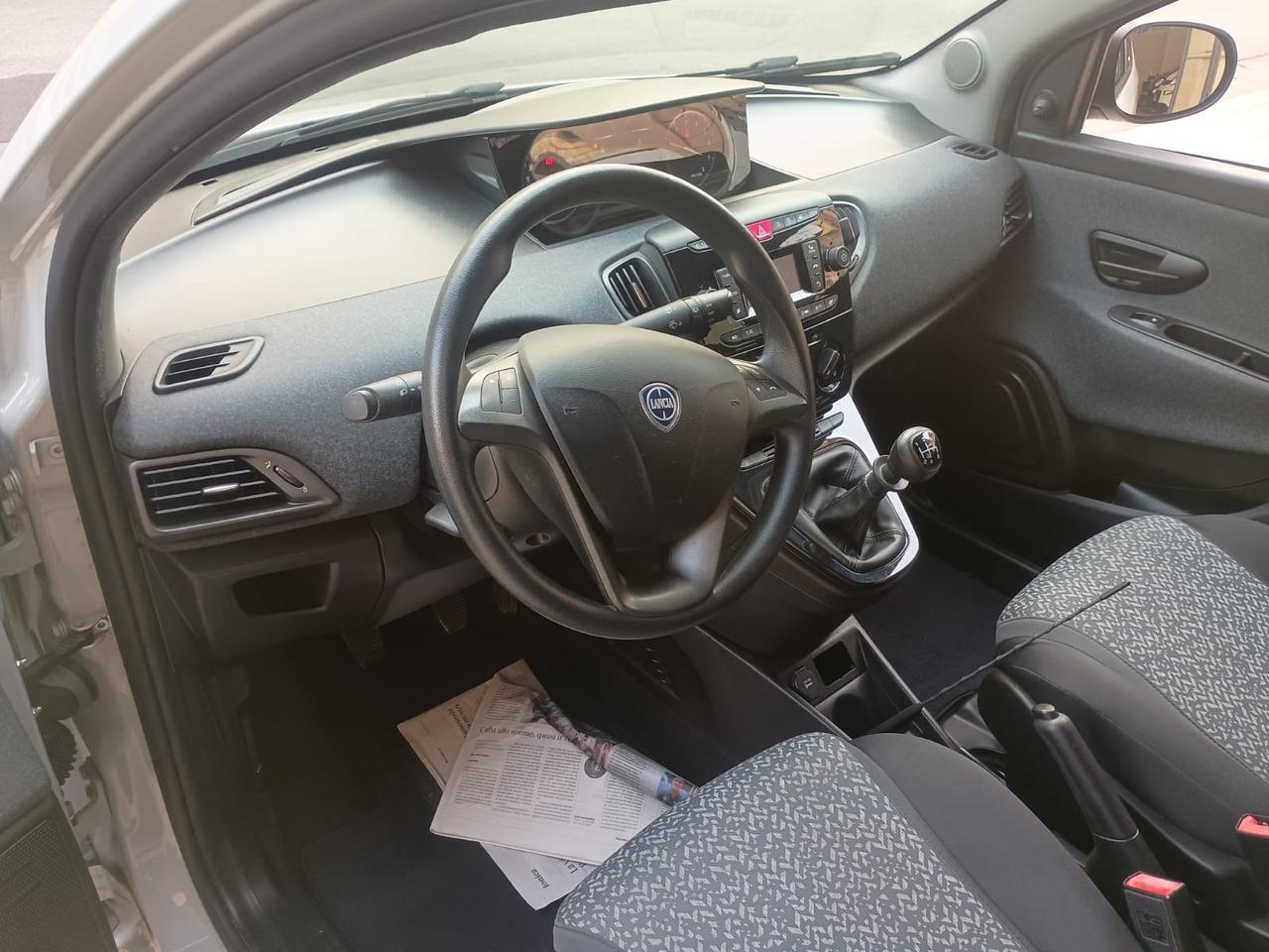 Lancia Ypsilon 1.2 69 CV 5 porte GPL Ecochic Gold
