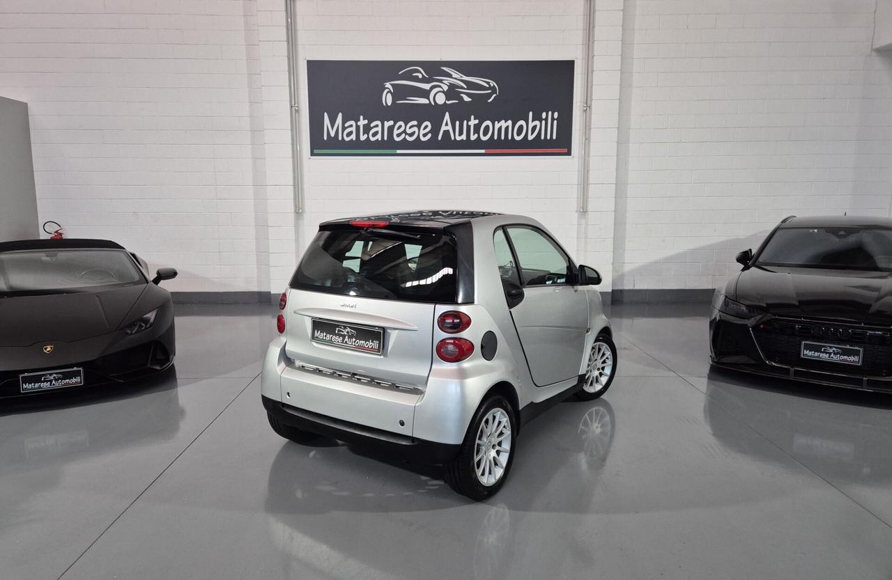 smart forTwo 1.0cc 70cv Automatica Benzina NEOPATENTATI