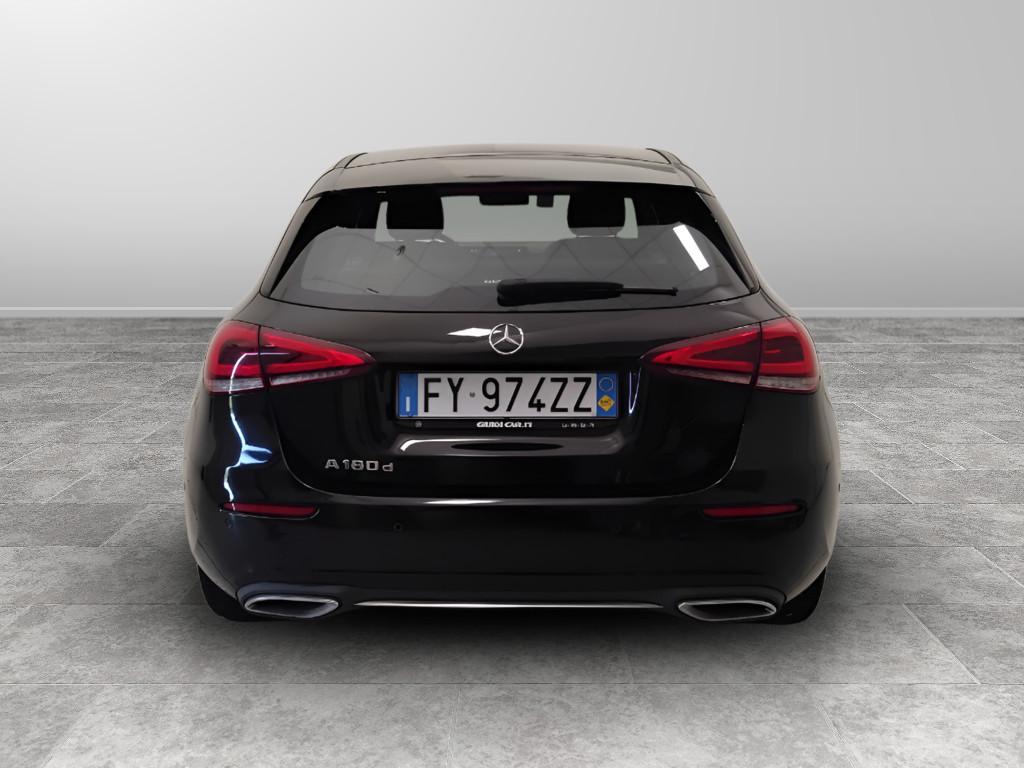 Mercedes-Benz Classe A - W177 2018 - A 180 d Sport Extra auto
