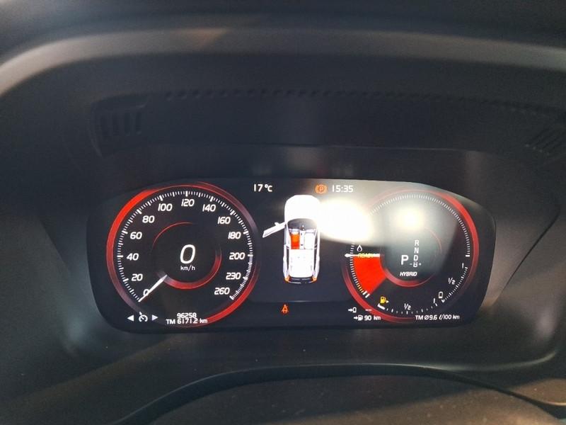 VOLVO XC60 T6 PLUG-IN AWD AUTO RECHARGE INS. EXP SUV