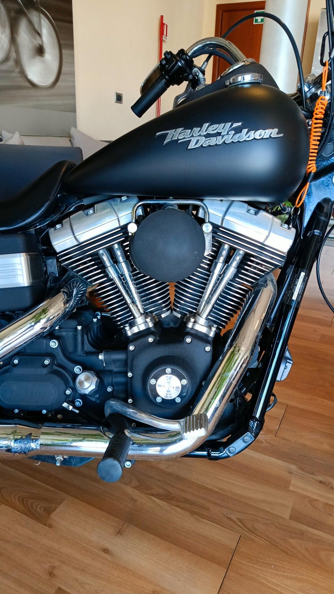 Harley-davidson Dyna Street Bob FXDB