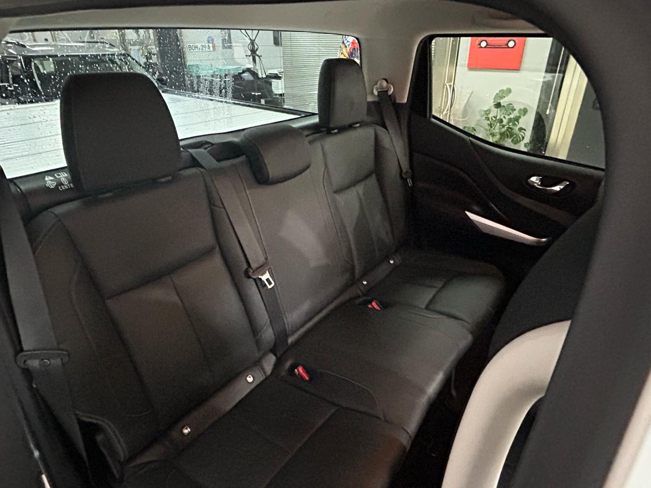 Nissan Navara 2.3 dci d.cab N-Connecta 190cv