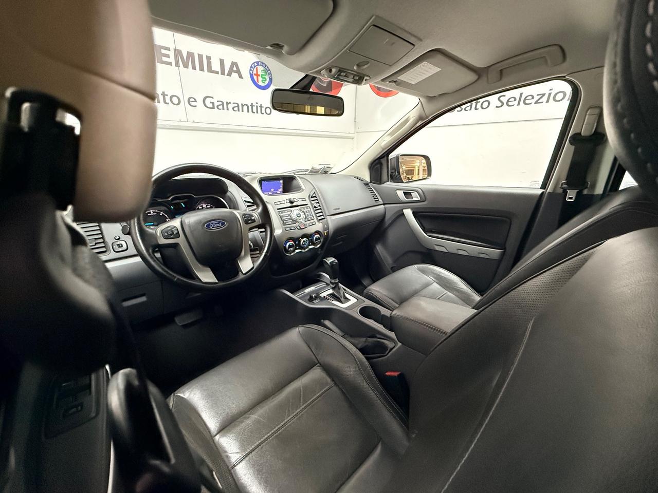 Ford Ranger 2.2 TDCi aut. DC Limited 5pt. 12/2014 EURO 5B NEOPATENTATI GANCIO TRAINO