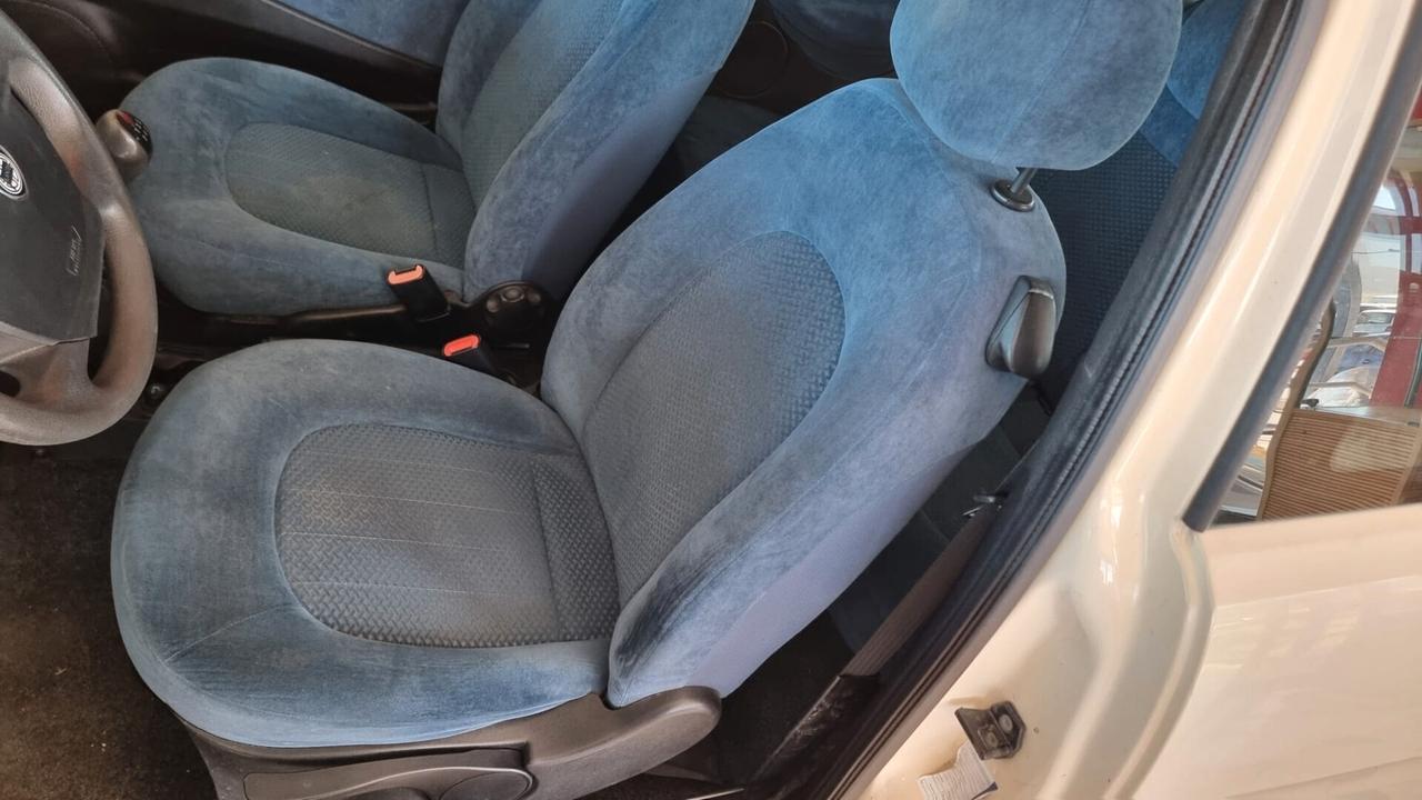 Lancia Ypsilon 1.3 Multijet 16V