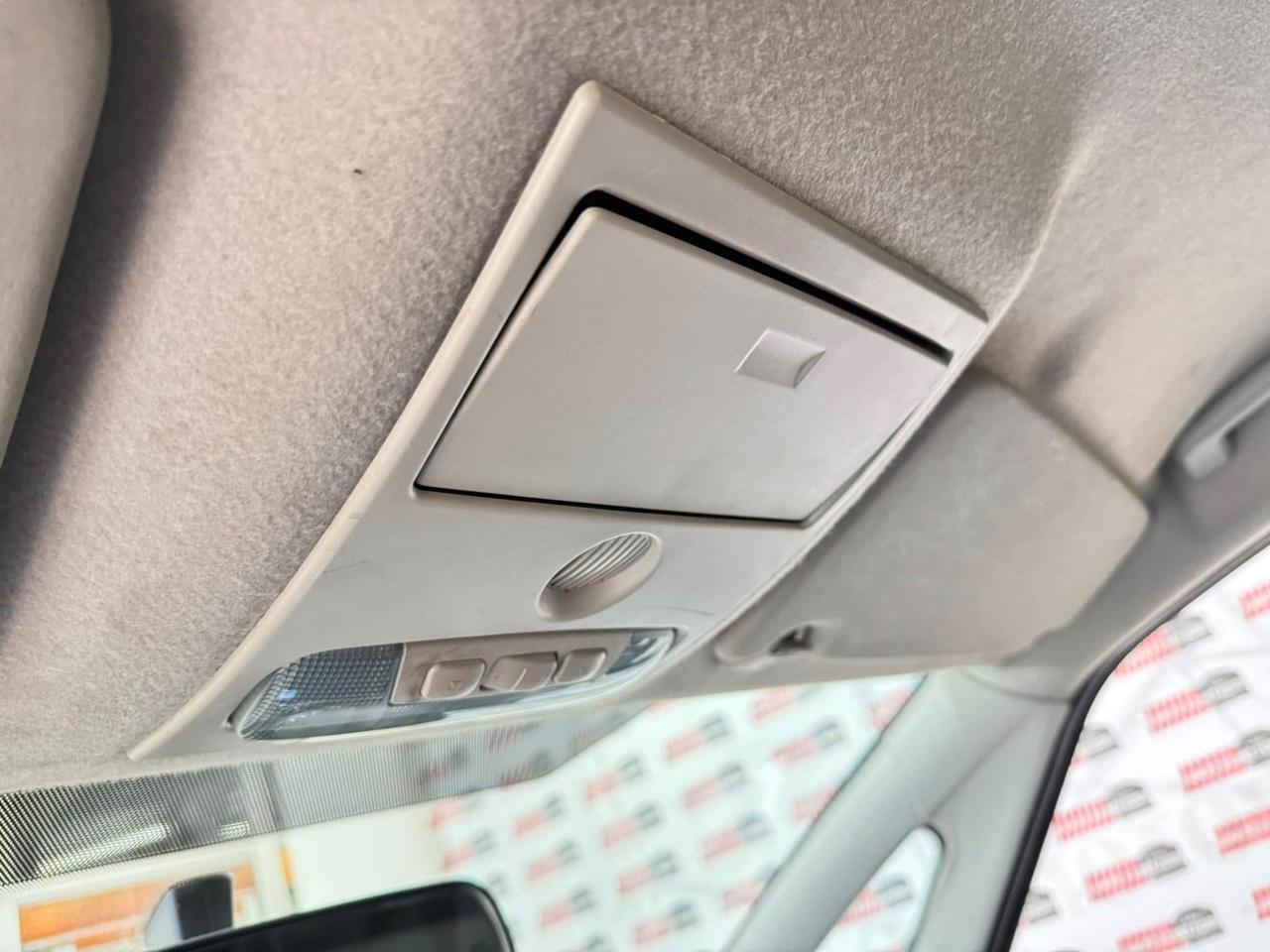 Ford S-Max 2.0 TDCi 140CV Powershift Nav Edition
