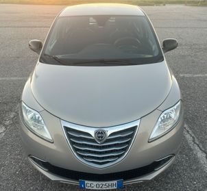 Lancia Ypsilon 0.9 TwinAir 85 CV 5 porte S&S Silver