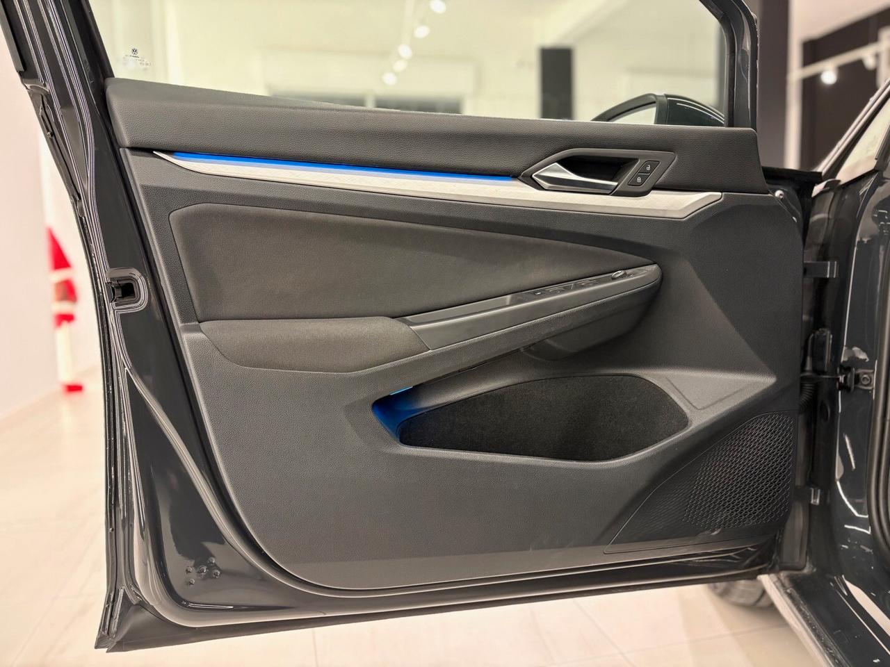 Volkswagen Golf 2.0 TDI DSG 116 CV Life 2022