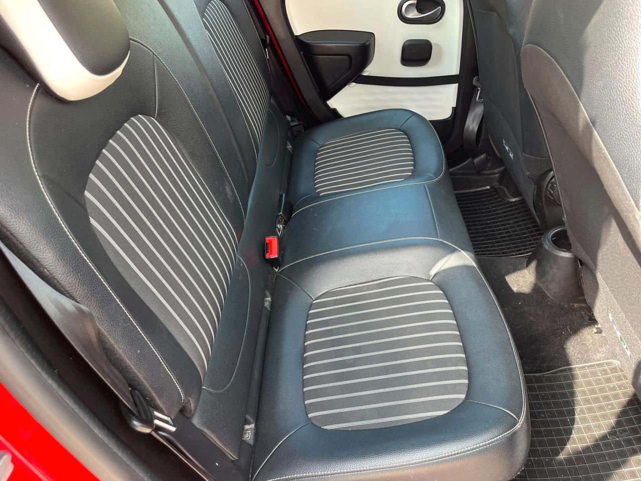 Renault Twingo 1.0 SCe 65 CV Intens