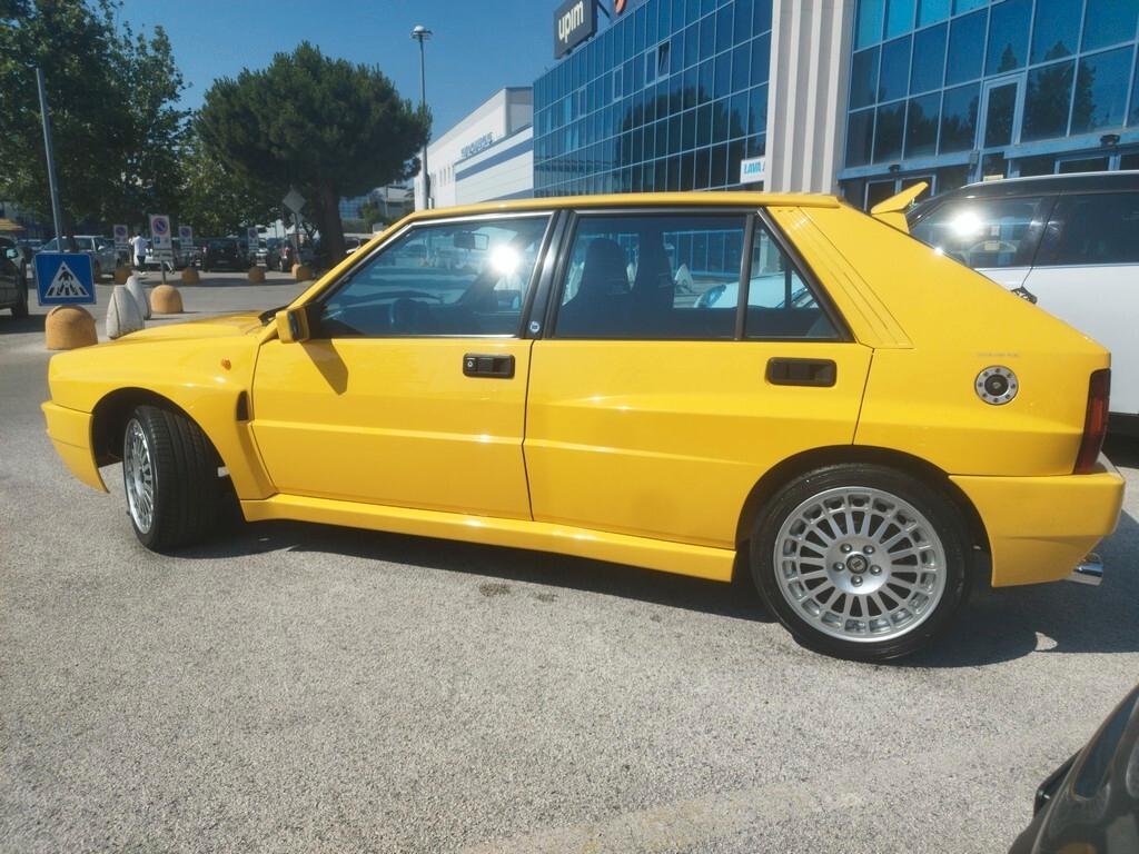 Lancia Delta 2.0i.e. turbo 16V cat HF integrale EVO2 Giallo Ginestra
