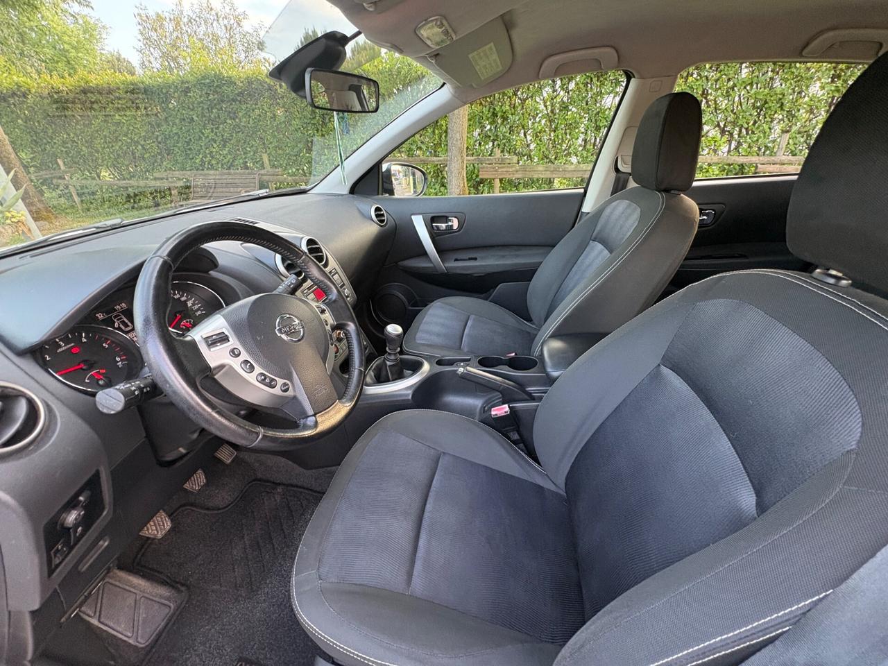 Nissan Qashqai 1.5 dCi DPF Visia ok Neopatentati!!!