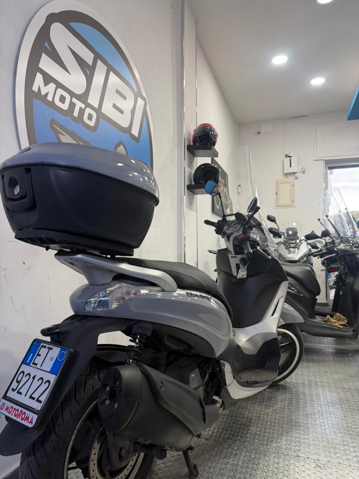Piaggio Beverly 350