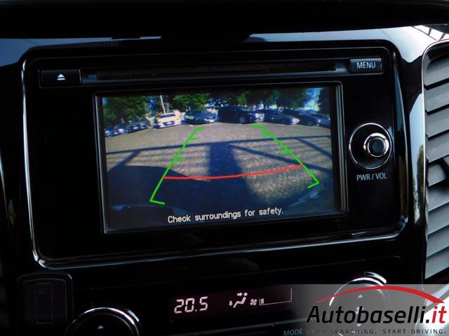 MITSUBISHI L200 2.4 DI-D/154CV DOUBLE CAB INTENSE 'IVA ESPOSTA'