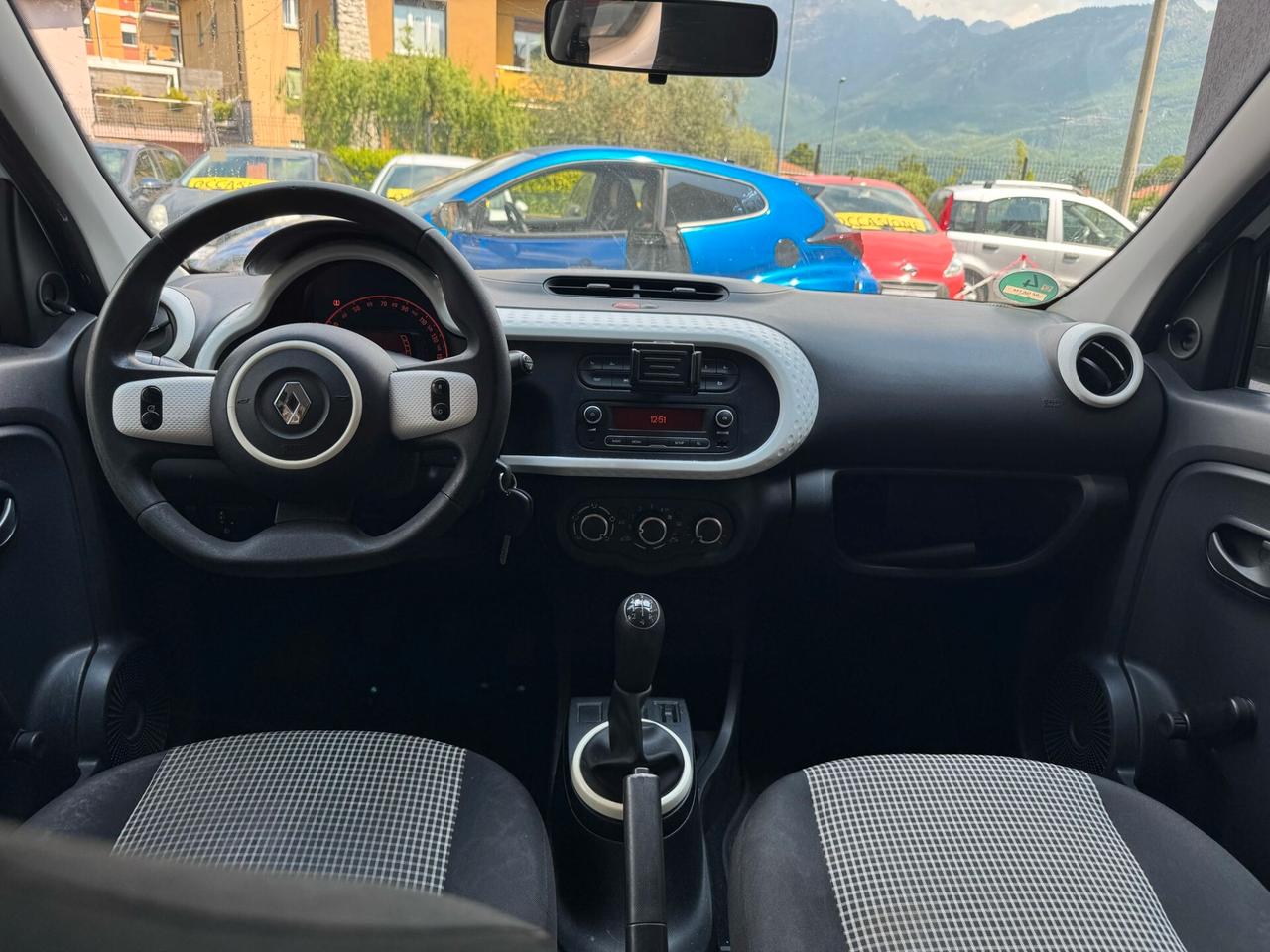 Renault Twingo 1.0 SCe Wave neo patentati