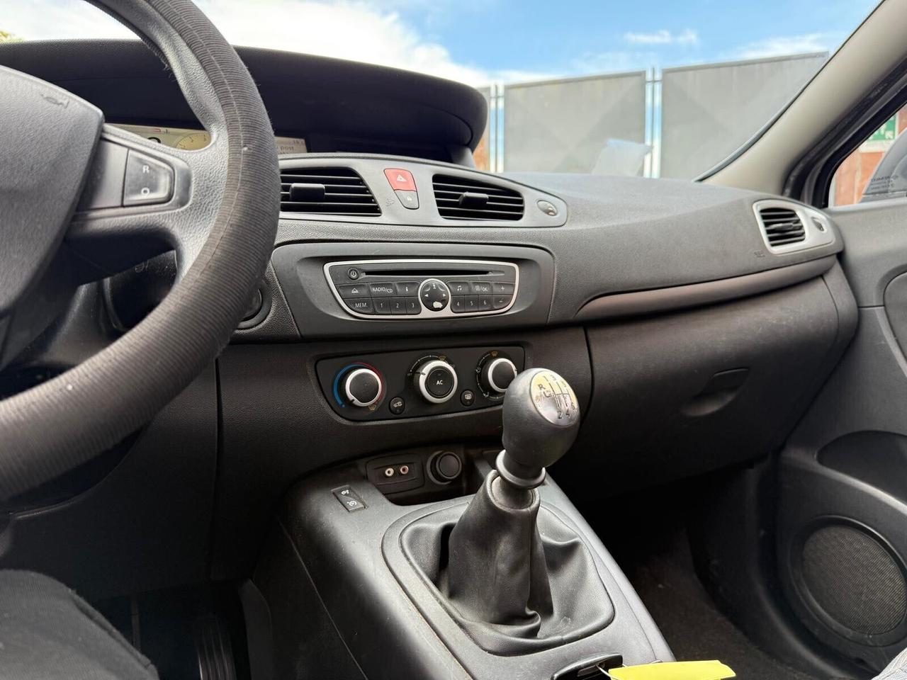 Renault Scenic Scénic X-Mod 1.5 dCi 110CV Dynamique