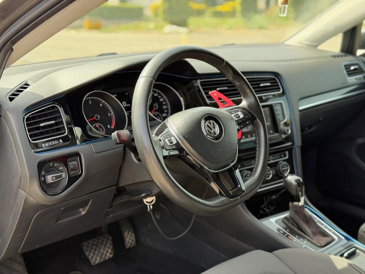VOLKSWAGEN Golf 7 2013 1.6 TDI 105cv DSG Highline