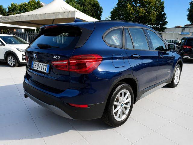 BMW X1 S Drive 16d Business Sport Navi Park Assist