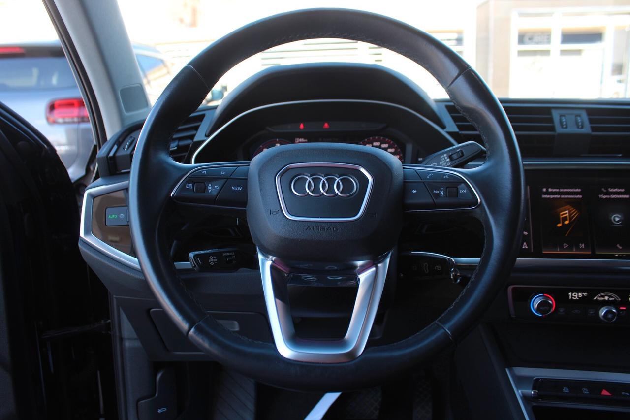 Audi Q3 35 TDI S tronic Business