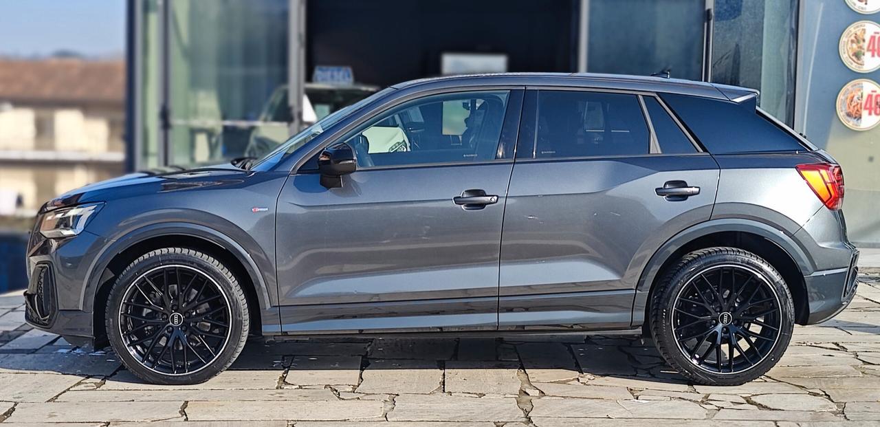 AUDI Q2 35 2.0 tdi 150 CV IDENTITY BLACK QUATTRO S-TRONIC S-LINE