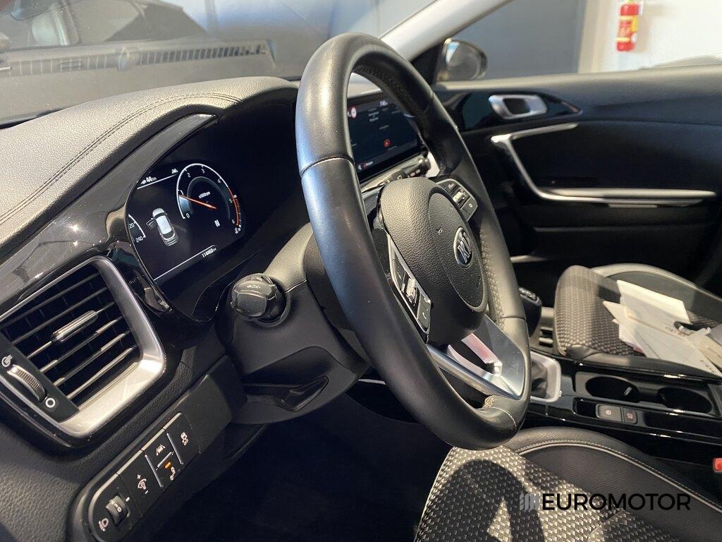 Kia Xceed 1.6 CRDi MHEV Evolution 2WD iMT