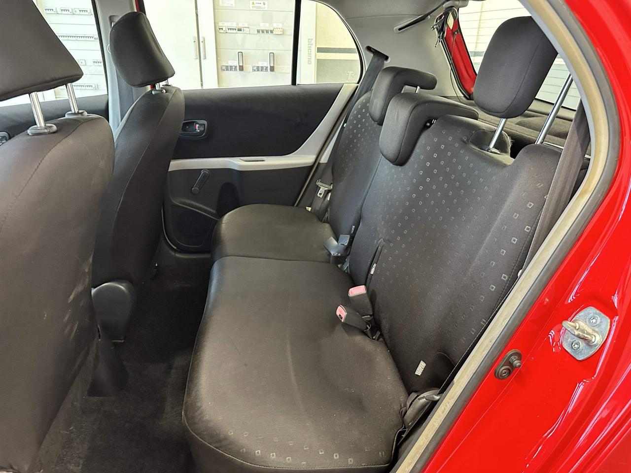 Toyota Yaris 5p 1.0