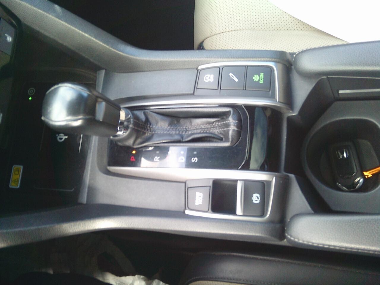 Honda Civic 1.0T 5 porte Executive Premium