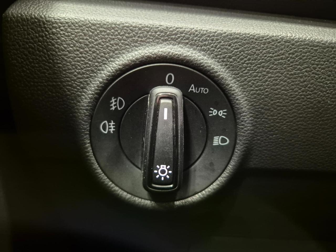 Volkswagen T-Roc 1.6 tdi Style N1 - ACC/Lim - Carplay