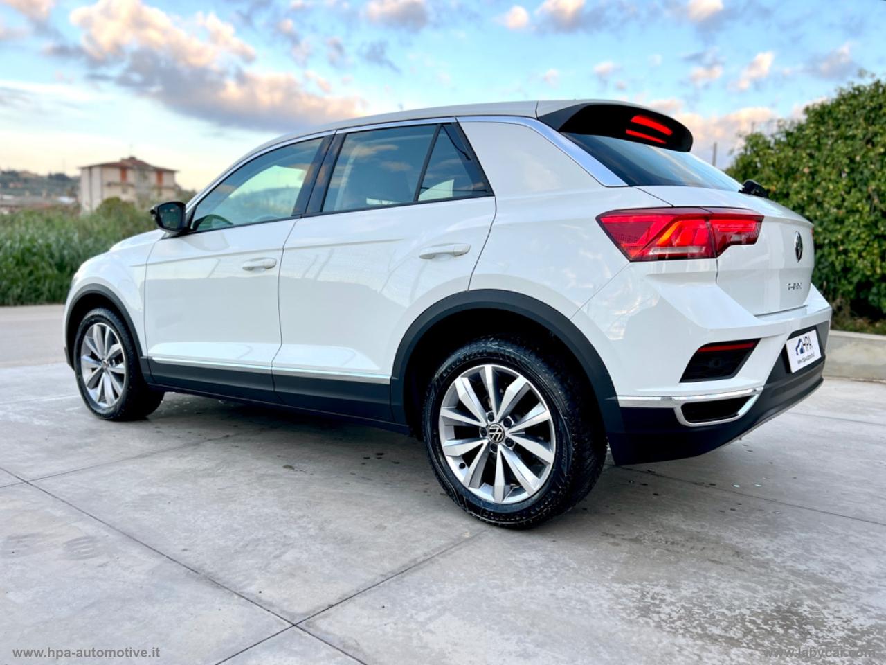 VOLKSWAGEN T-Roc 2.0TDI FULL LED NAVI CARPALY