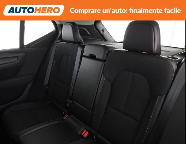 VOLVO XC40 T3 Momentum Pro